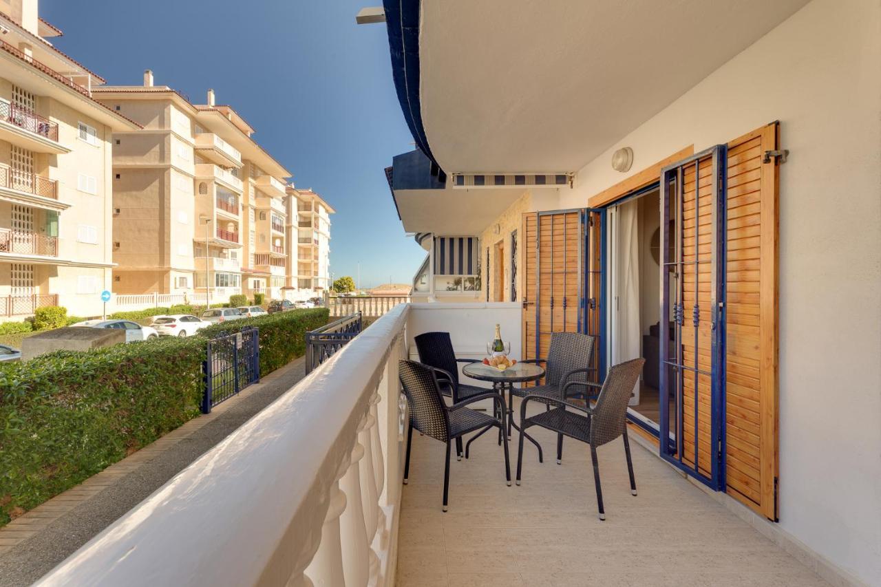 Martas Apartment La Mata  Extérieur photo